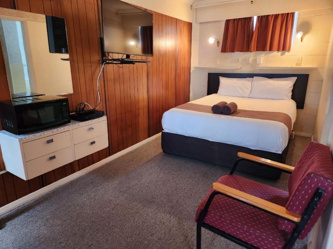 Mayfair Court Motel Токороа Екстер'єр фото